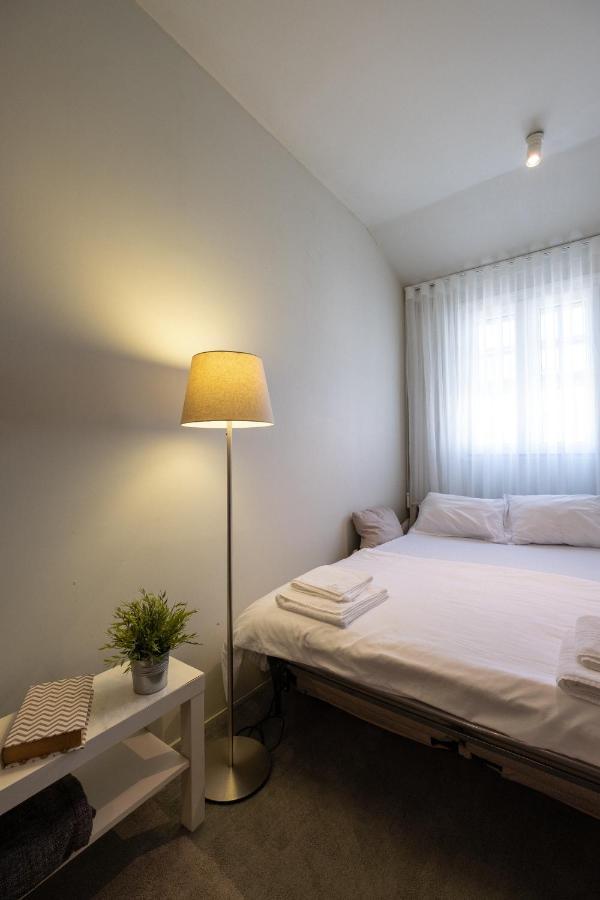 Impar Studios Porto Luaran gambar