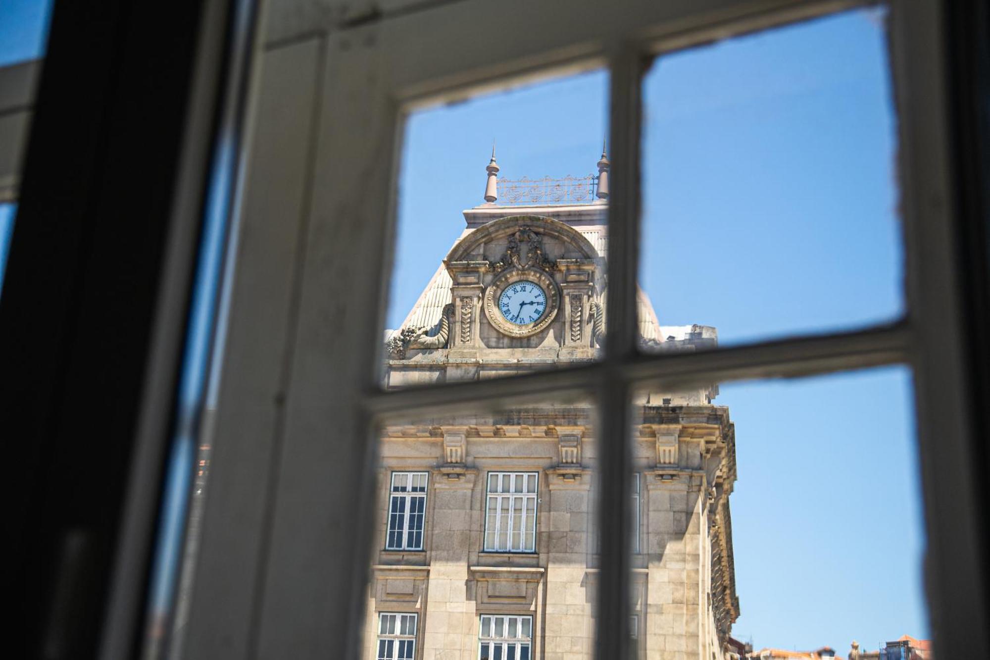 Impar Studios Porto Luaran gambar